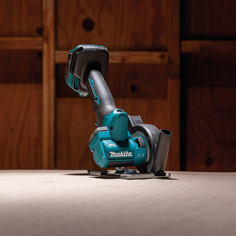 Makita XCM01Z tool-less dust collection guard enabling cleaner cuts