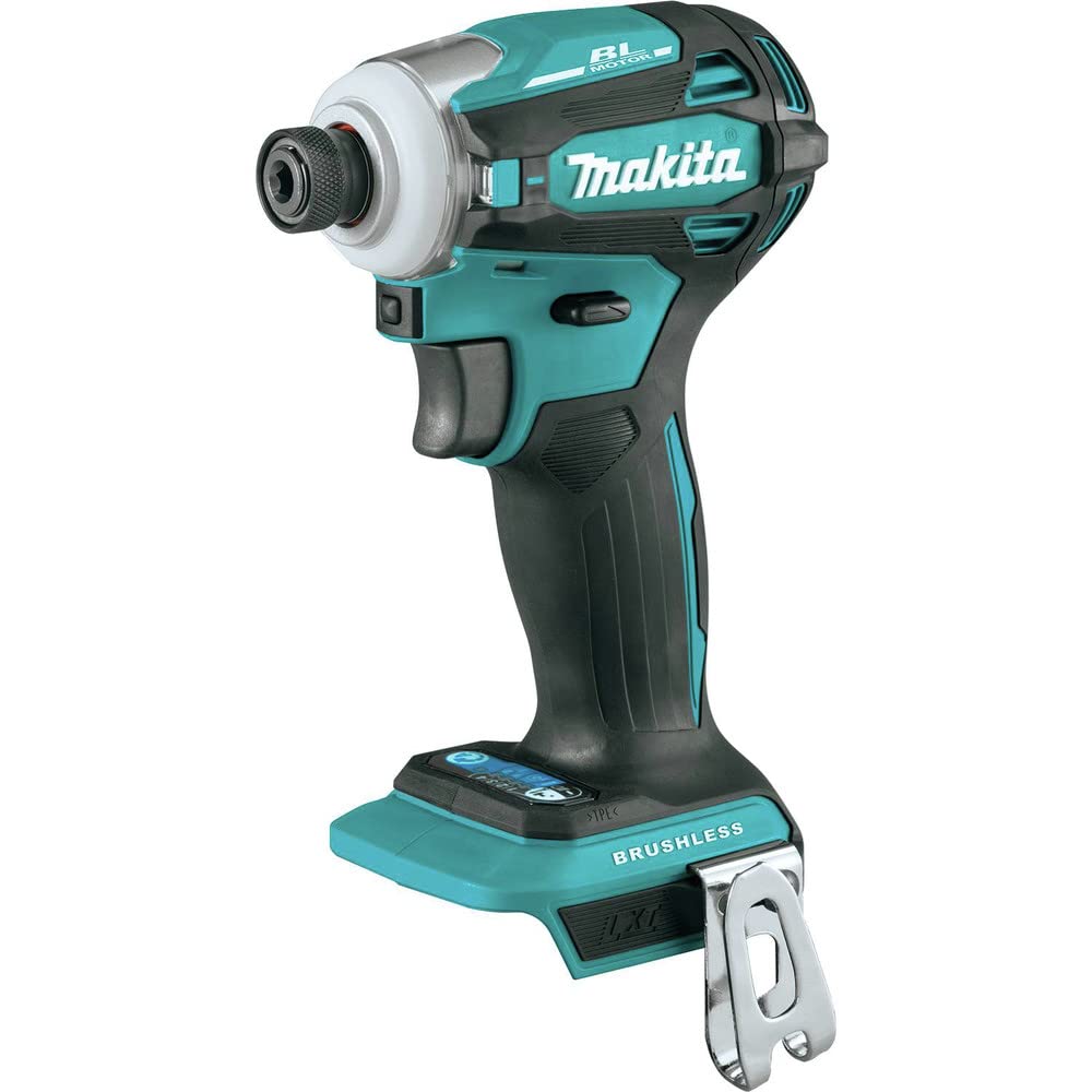 Makita XDT19Z compact body for easy handling and precise fastening in tight spaces.