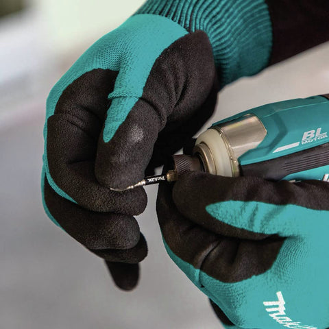 Makita XDT19Z one-touch button enables quick speed changes during tasks.