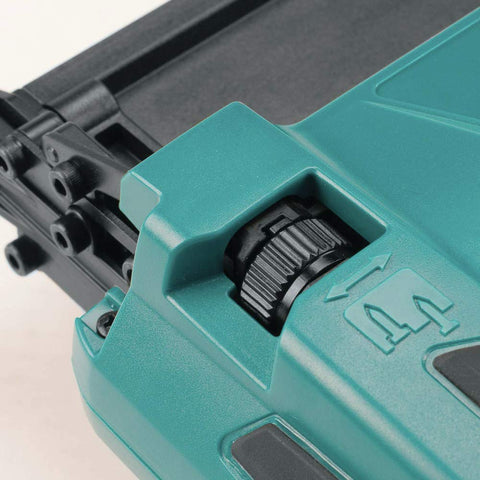 Makita XNB01Z can drive up to 1,660 finish nails with 5.0Ah battery.
