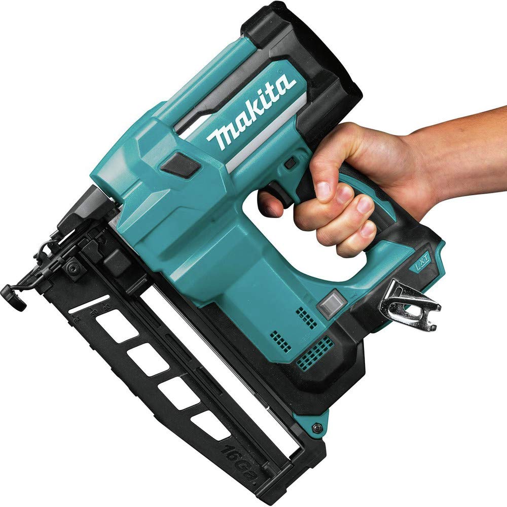 XNB02Z magazine shows 110-nail capacity for faster work