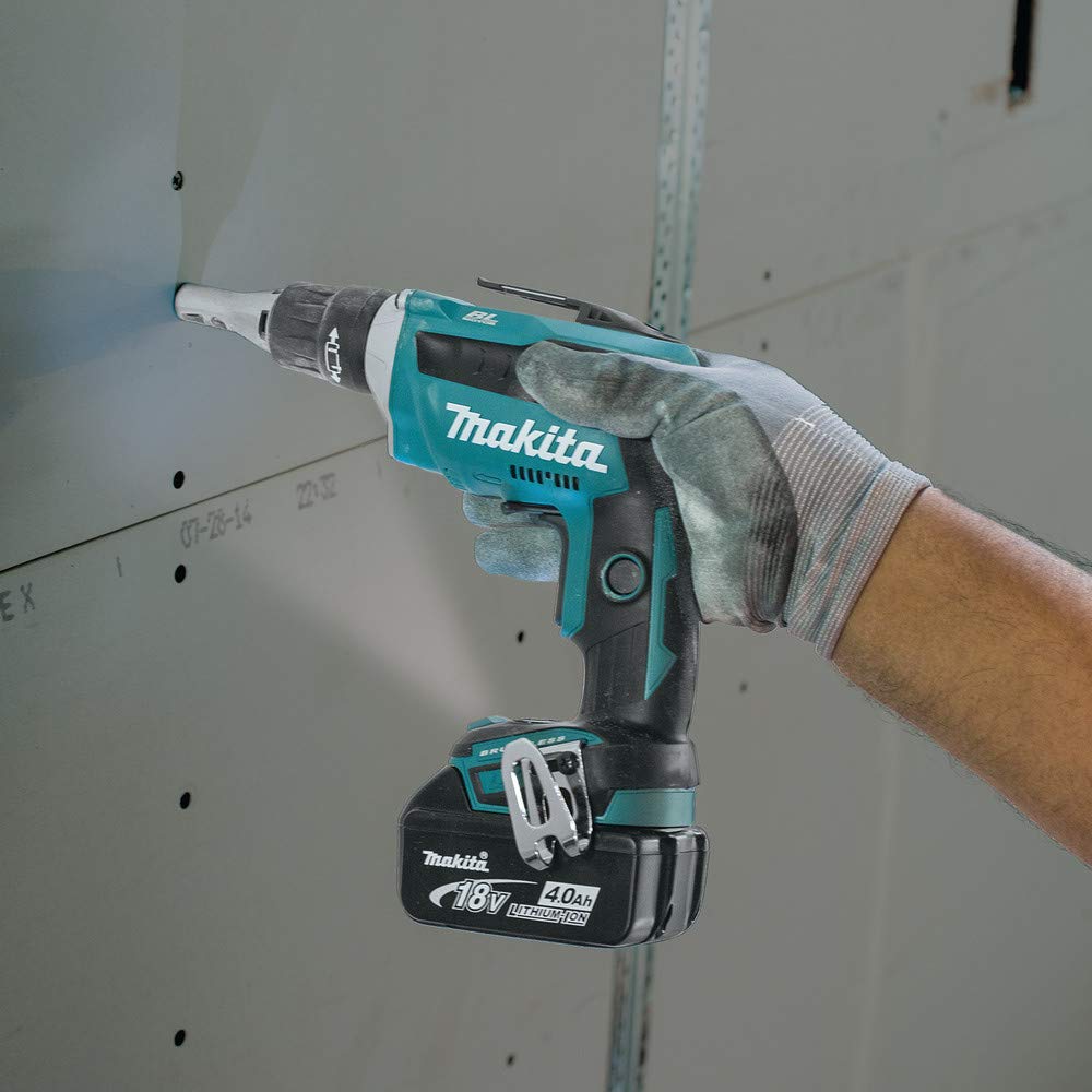 Makita XSF03Z Extreme Protection Technology fights dust and water on site.