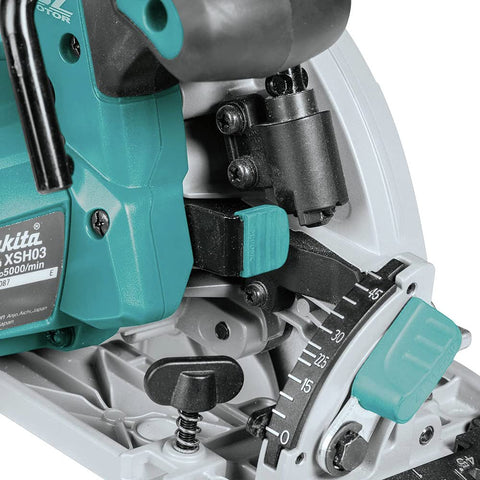 Efficient motor optimizes battery use for extended runtime per charge.