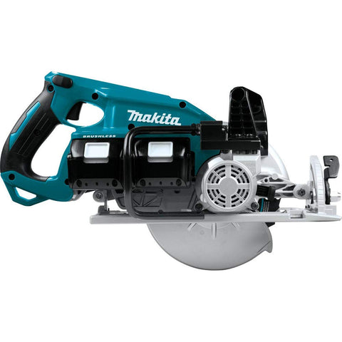 Crosscuts on 2x4 SPF lumber with Makita XSR01PT demonstrate framing capability.