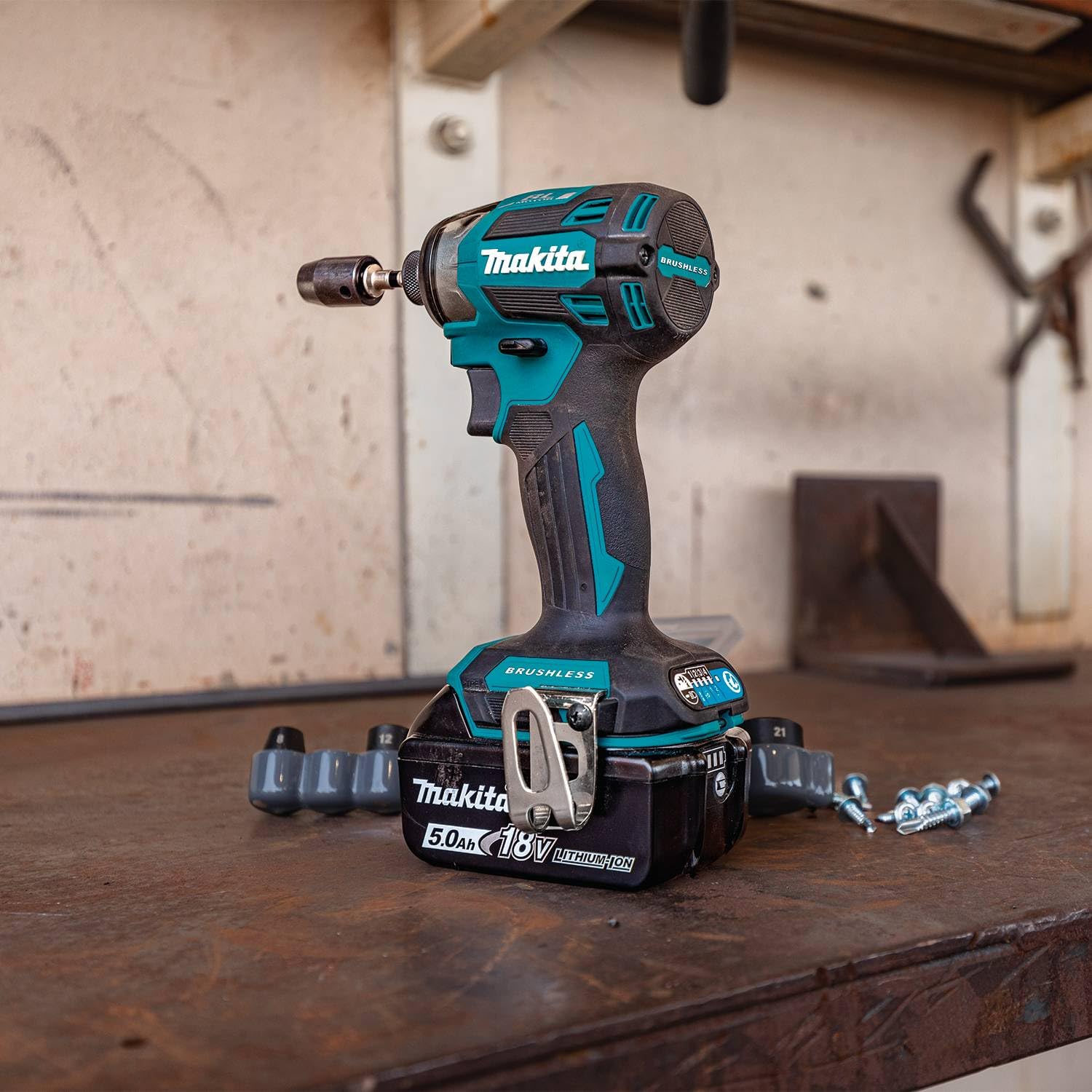 Makita XT297T Extreme Protection Technology protects against dust and water