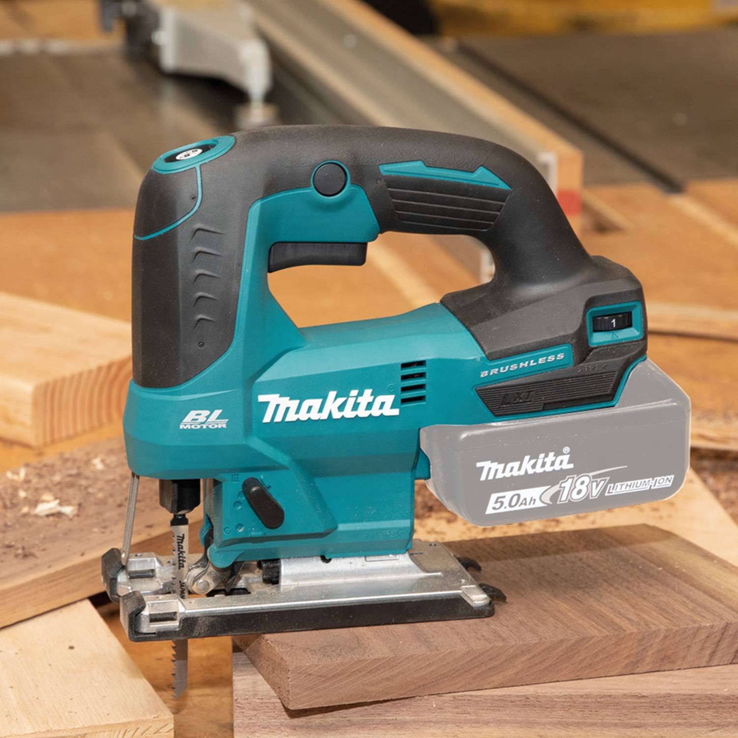 Makita XVJ04Z brushless motor provides cooler operation and longer tool life.