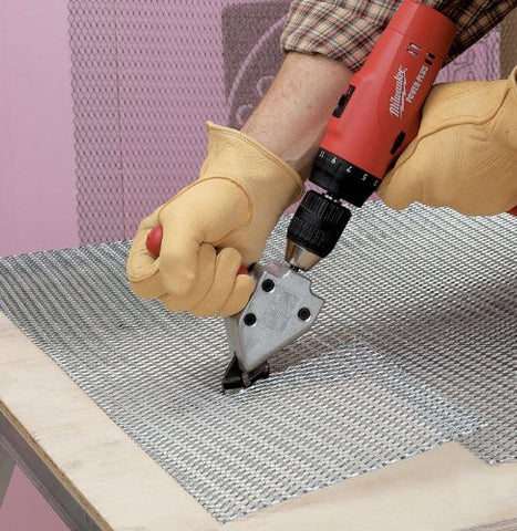 Malco TS1 Turbo Shear navigating tight curves for complex patterns
