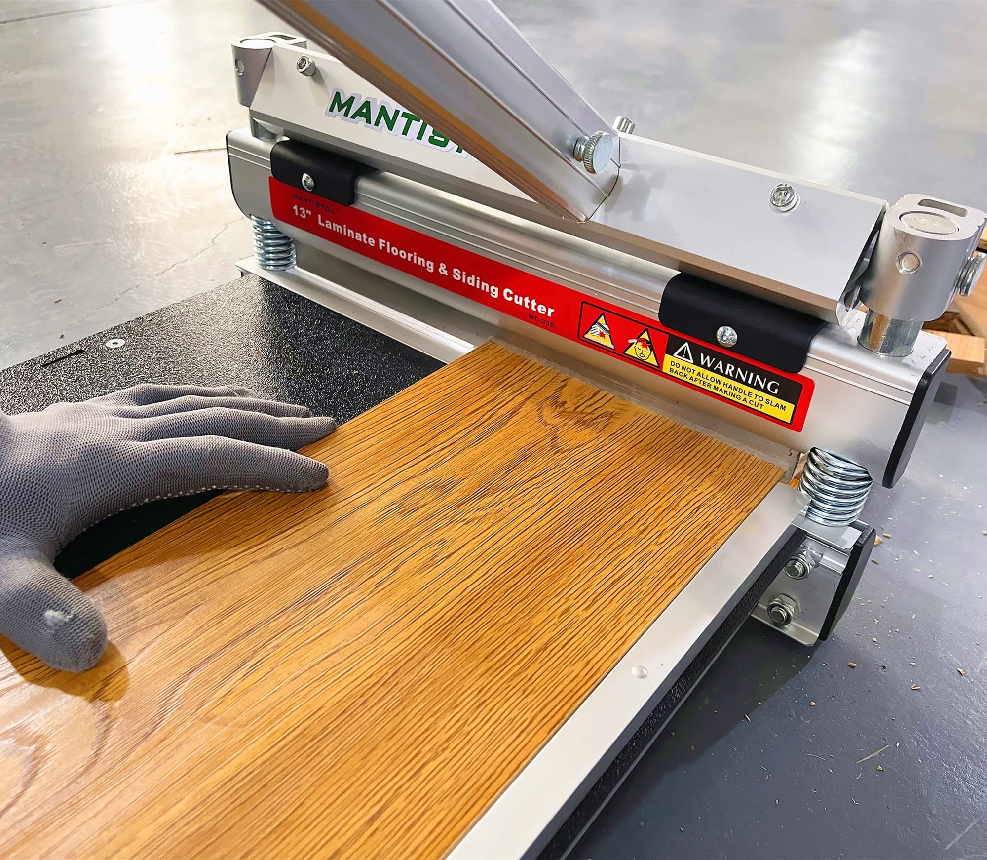 Mantistol installation kit with tapping block and spacers enables clean installs.
