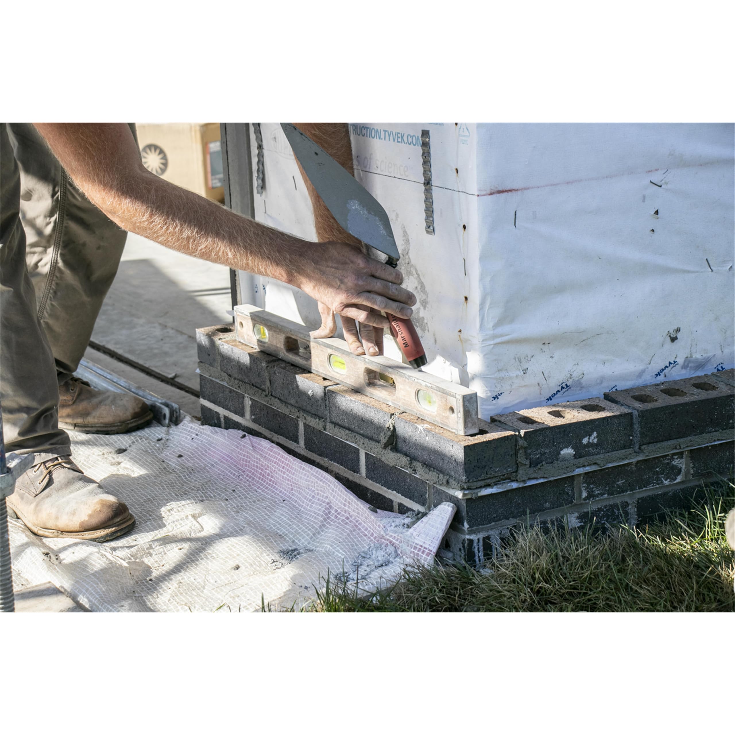 Using this trowel in mortar application for clean joints in brickwork.