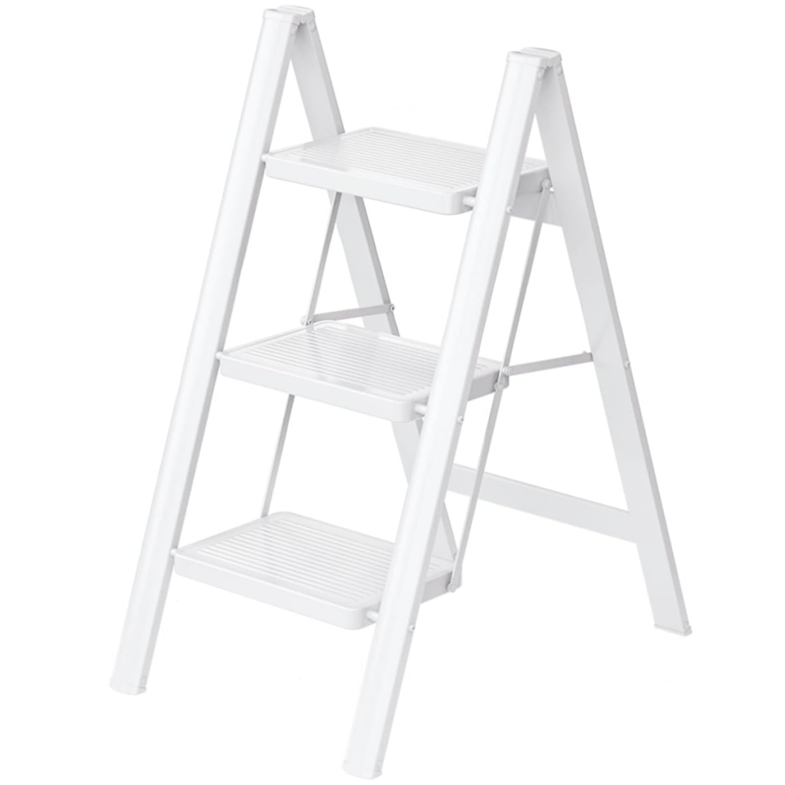 MASHART 3-Step Ladder closeup shows wide 8x12 inch pedal for steady reach
