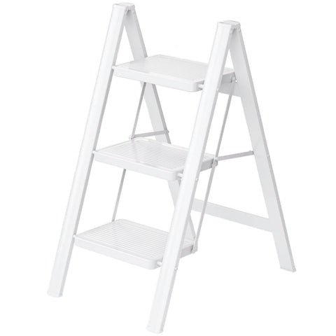 MASHART 3-Step Ladder closeup shows wide 8x12 inch pedal for steady reach