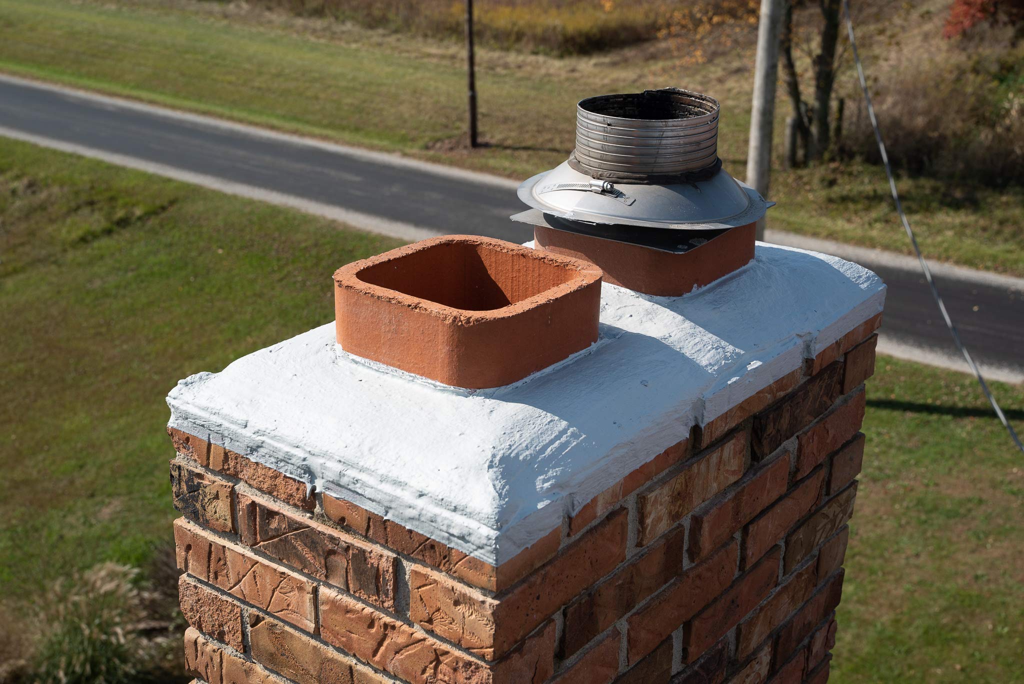 MasonryDefender surface prep guide emphasizing clean, dry crown before sealing.