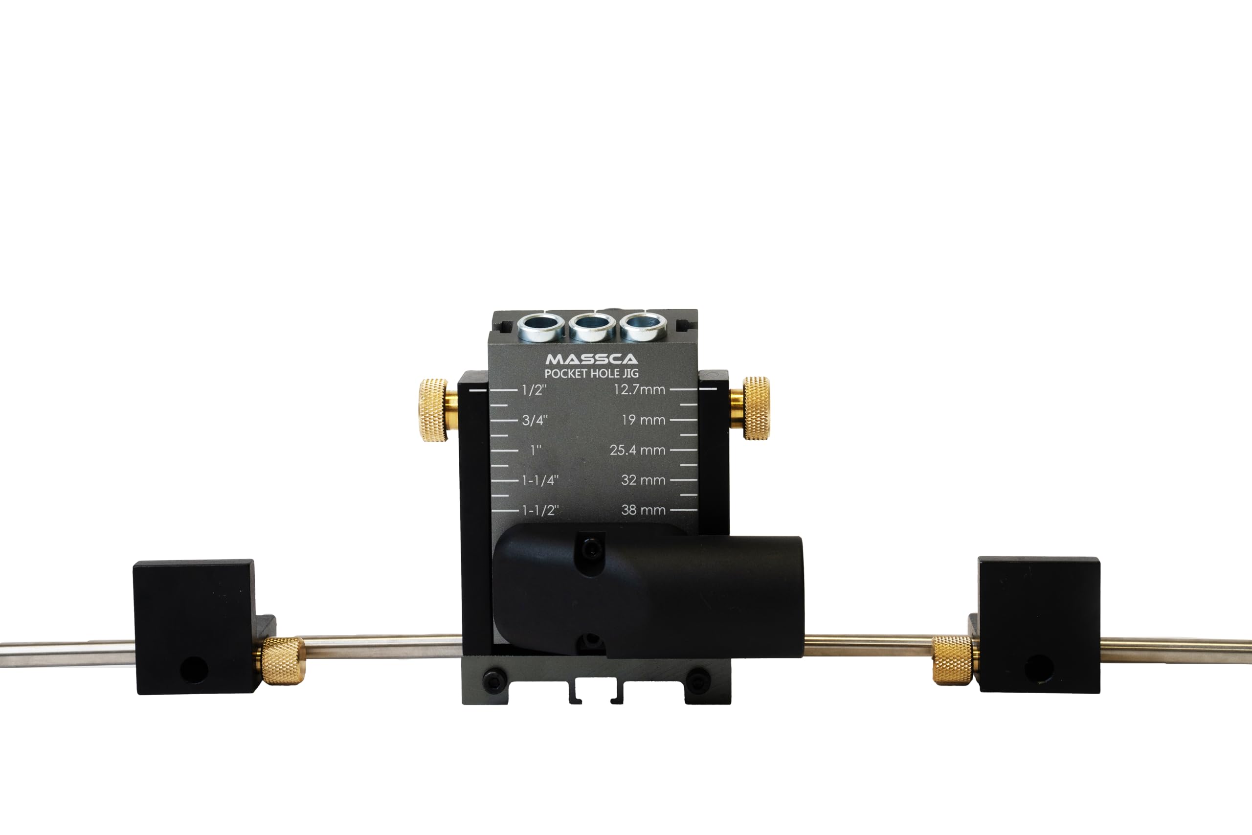 Massca Pro M2 dust port connector helps keep dust down.