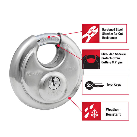 Master Lock 40TRI stainless steel shackle close-up for rugged durability.