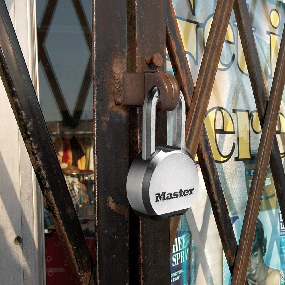 Master Lock Magnum boron-carbide shackle offers enhanced cut resistance.