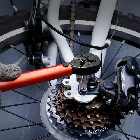 Matework protective storage case keeps tools organized and secure
