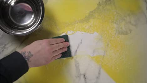 Max Strip paint pen and crayon residues are lifted with ease