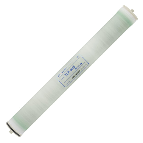 Max Water XLP-4040 membrane close-up, highlighting high-purity filtration capability.