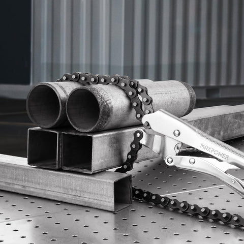 MAXPOWER one-handed quick release, gloves-friendly operation
