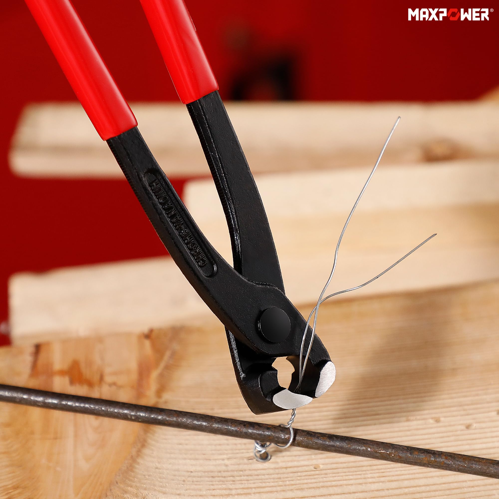 MAXPOWER induction-hardened jaws extend cutting performance and tool life.