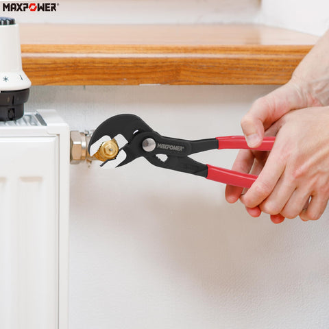 MAXPOWER pliers set packaging shown for versatile clamping and tightening tasks.