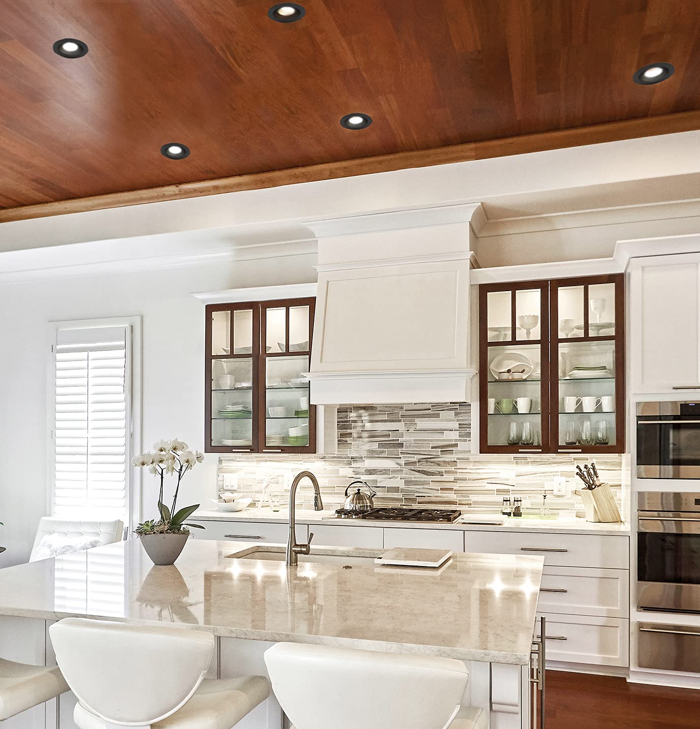 Maxxima 5 CCT switchable temperature for adaptable ambiance