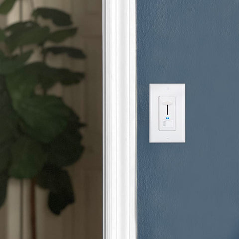 Maxxima dimmer handles up to 600W for incandescent lighting