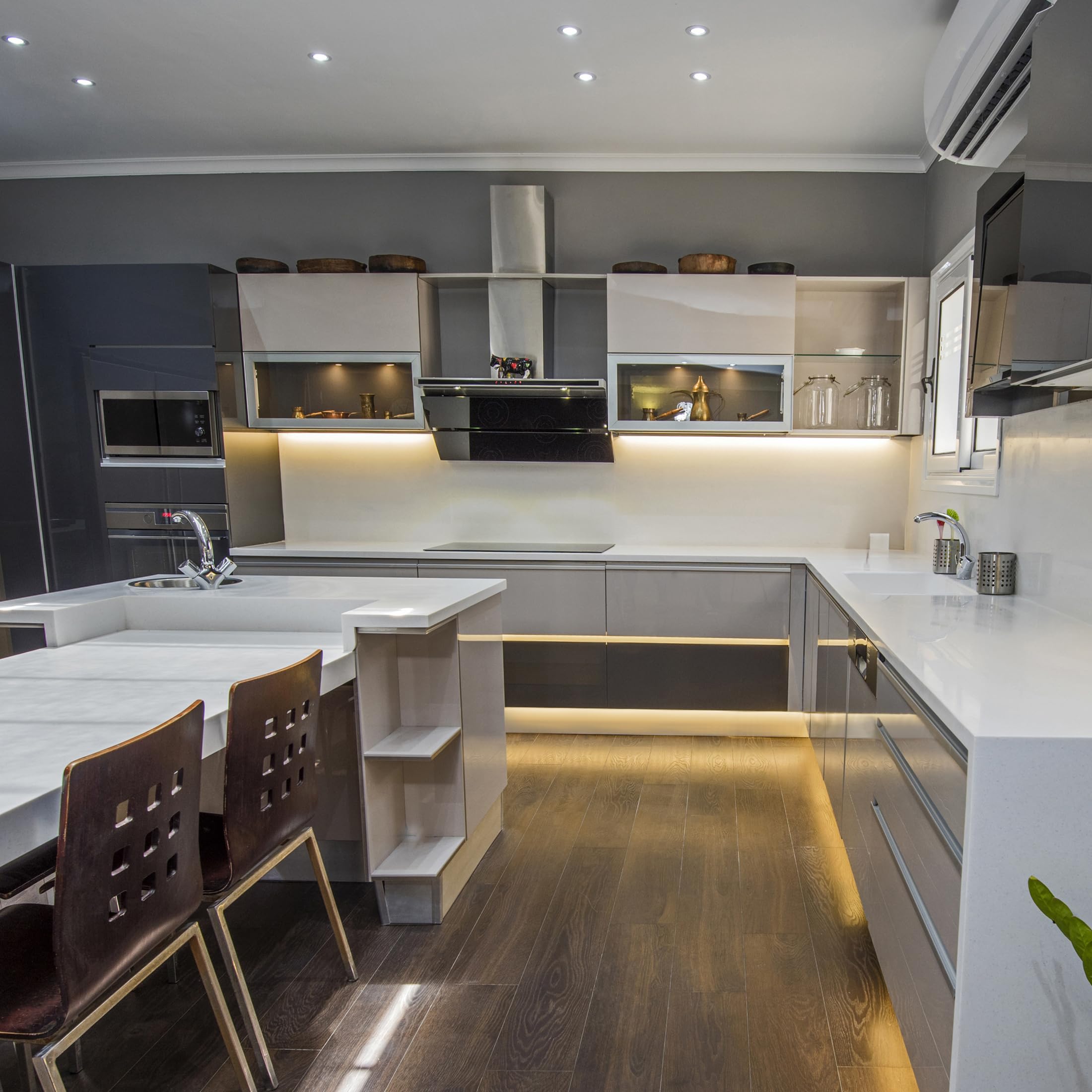 Maxxima ETL-listed lighting with safety certification for peace of mind.