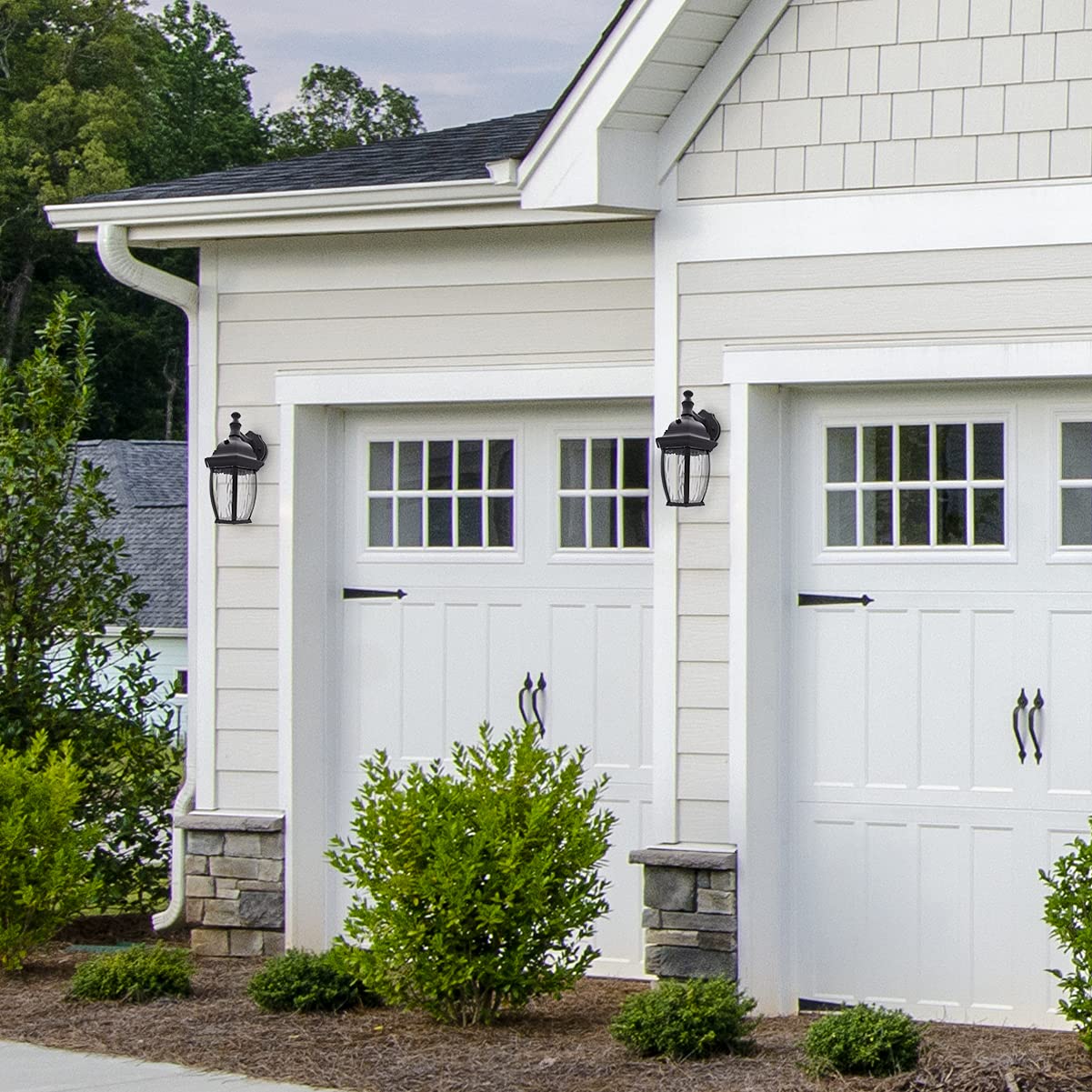 Maxxima LED outdoor wall light warm white 3000K creates inviting entry ambiance