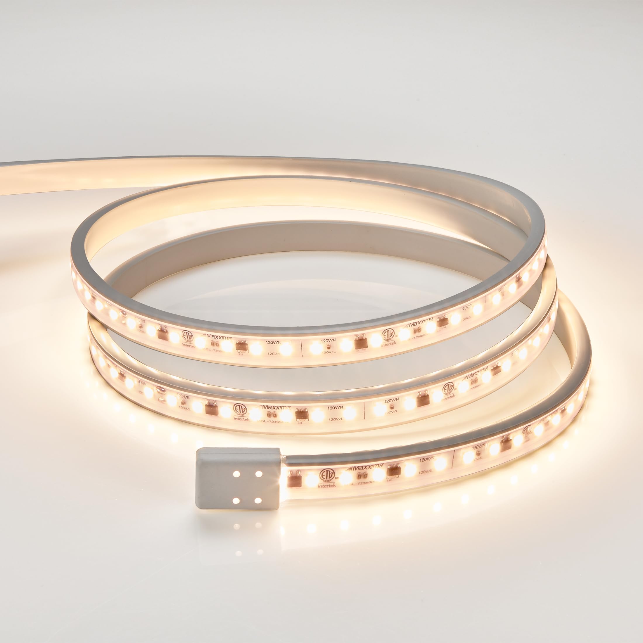 Maxxima warm white 3000K glow enhances ambiance while preserving true colors.