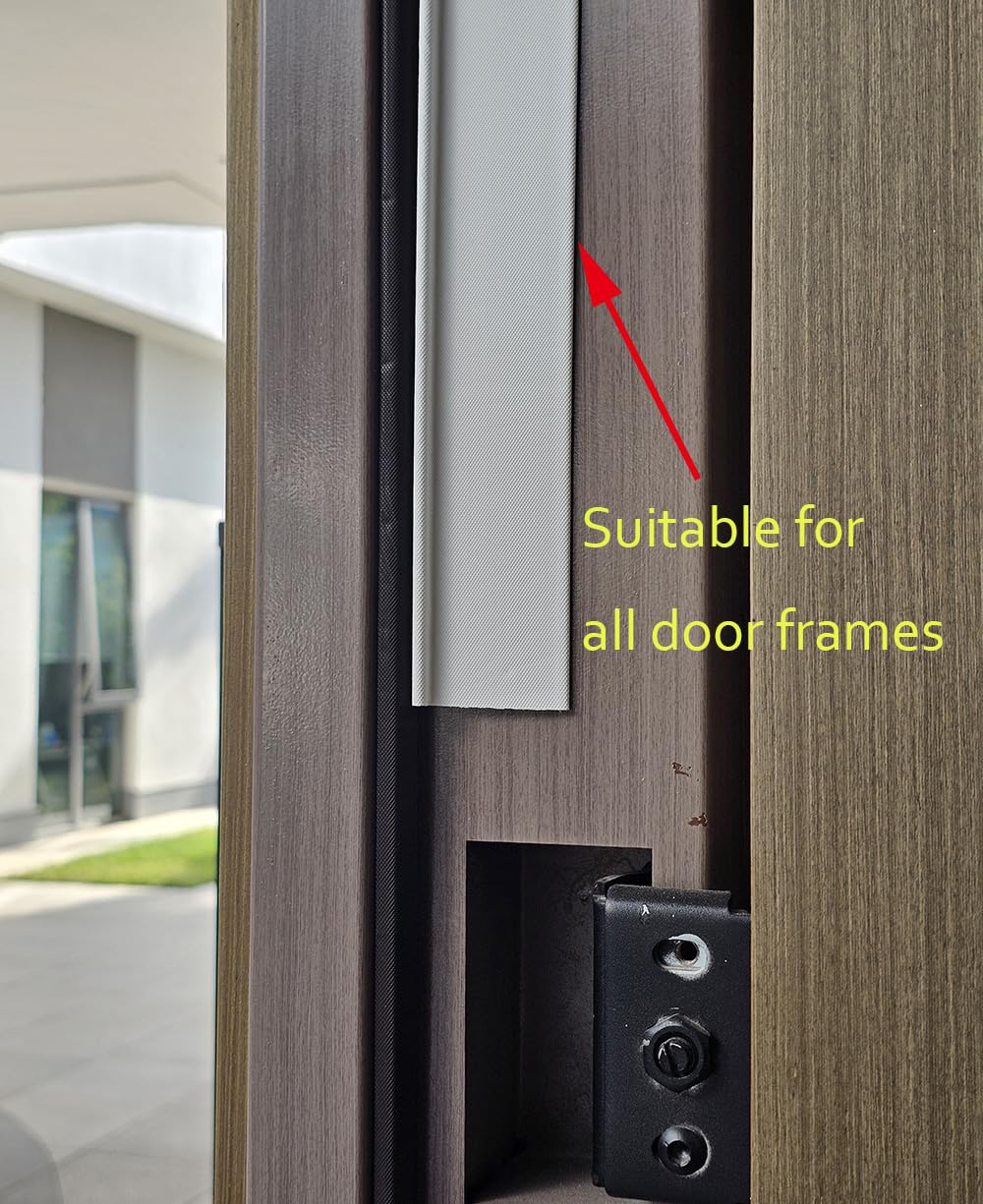 Easy peel-and-stick installation along jamb corners with Maydos