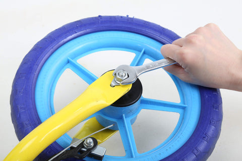 MECHMAX 22-piece hex keys handle common bolts in tight spaces