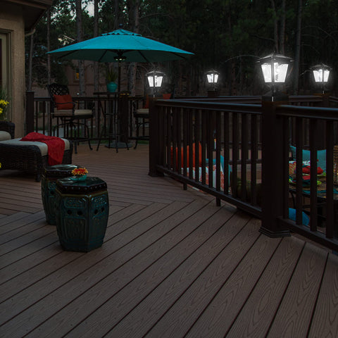 Melunar solar panels power the 15-lumen LEDs for energy-efficient lighting.