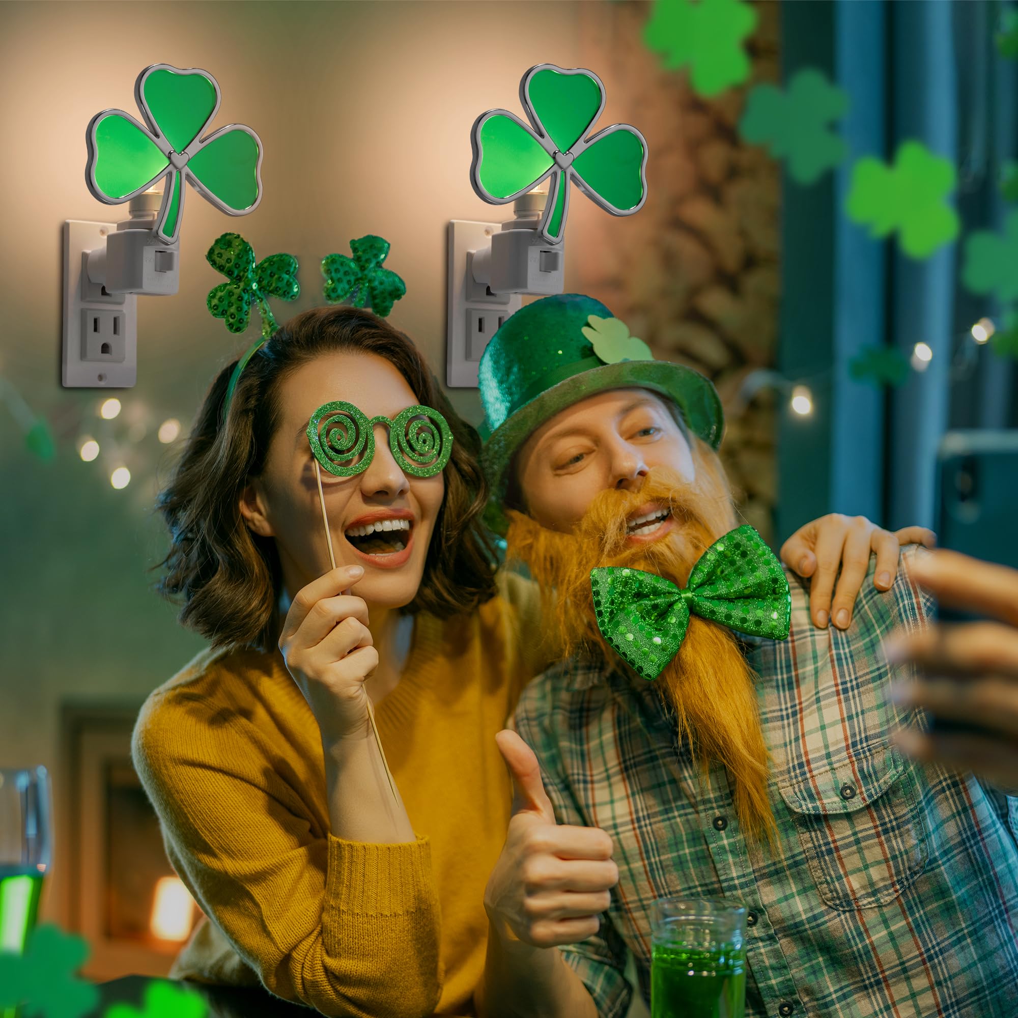 Meonum durable acrylic shamrock night light for daily use