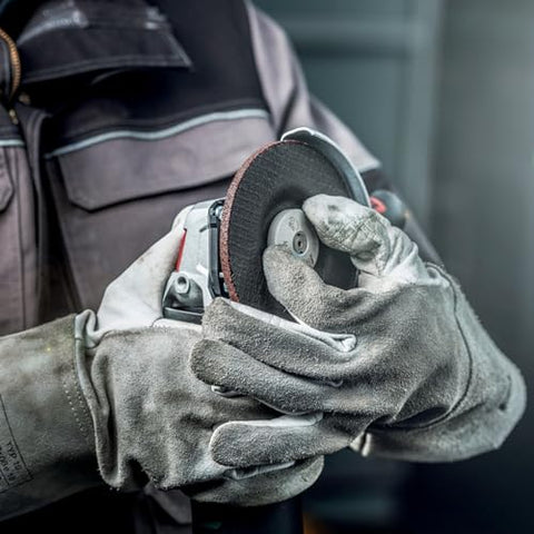 Metabo 6-inch grinder with anti-vibration handle for comfortable grinding