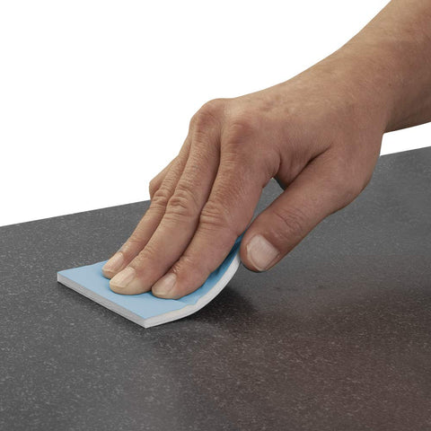 Micro-Mesh Corian 600AO yellow and 800AO green pad close-up for progressive smoothing.