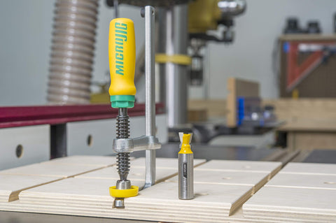 MICROJIG Matchfit dovetail bit top round over reduces tear-out and fuzz.