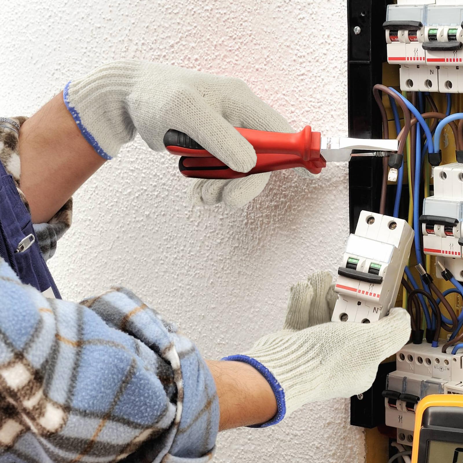 MIG4U reversible ambidextrous gloves fit either hand for versatile tasks.