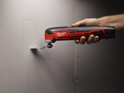 Milwaukee 2426-20 grouting in tight spaces demonstrates versatility