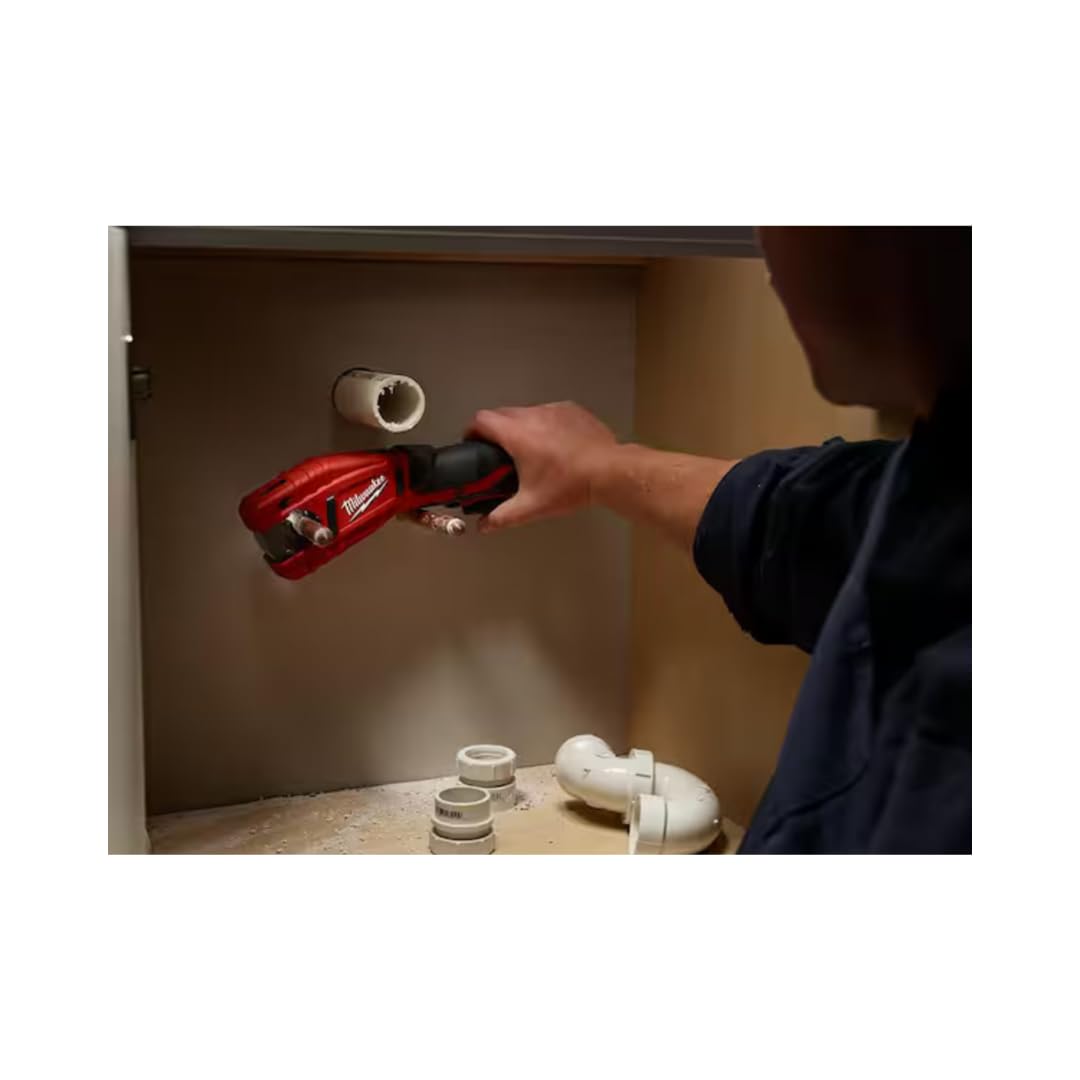 Milwaukee 2471-20 500 RPM motor delivers fast cuts on copper tubing.