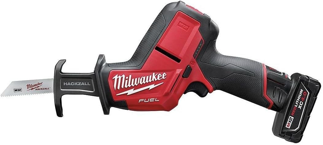 Milwaukee 2520-21XC Hackzall saw kit demonstrates compact cutting versatility