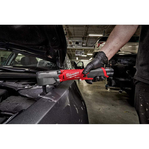 Milwaukee 2565-20 durable construction for busy job sites