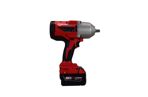 Milwaukee 2666-21B LED work light for dark spots