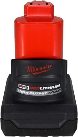 Milwaukee 48-11-2450 battery pack cooling features demonstrated.