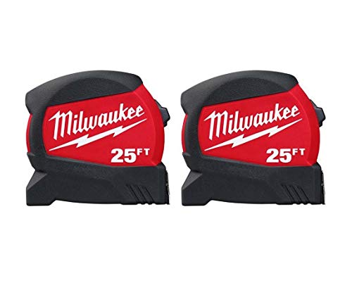 Milwaukee 48-22-0425 tape measure blade view shows a 25 ft steel blade for fast sizing.