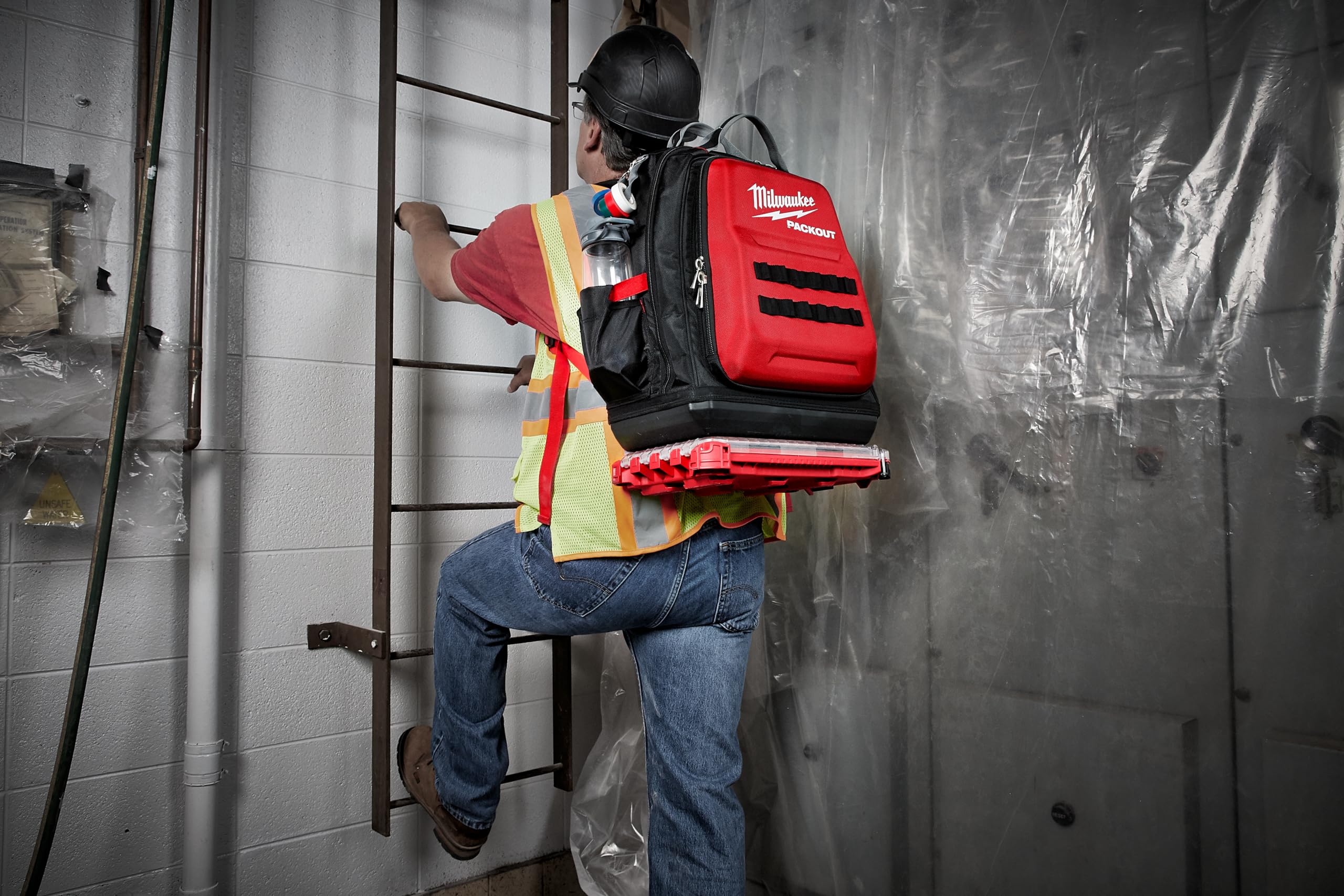 Milwaukee Jobsite backpack breathable back panel supports long shifts.