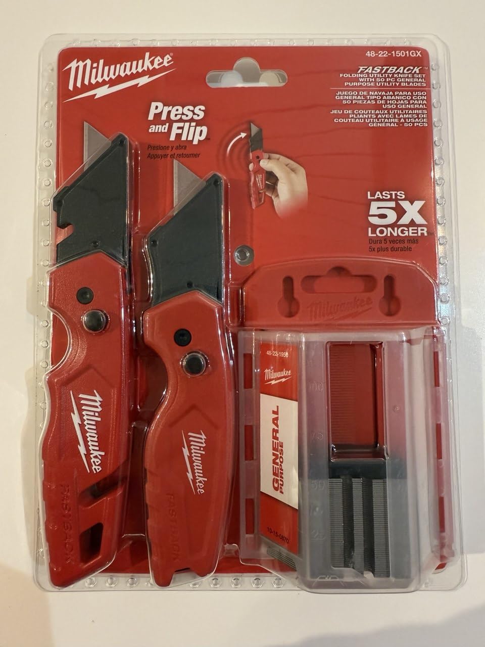 Milwaukee knife with ergonomic handles enhances grip during long cutting sessions.