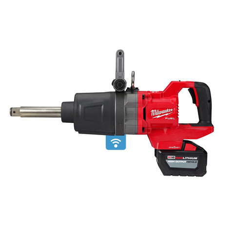 Milwaukee M18 FUEL quick charger and contractor bag for on-site prep