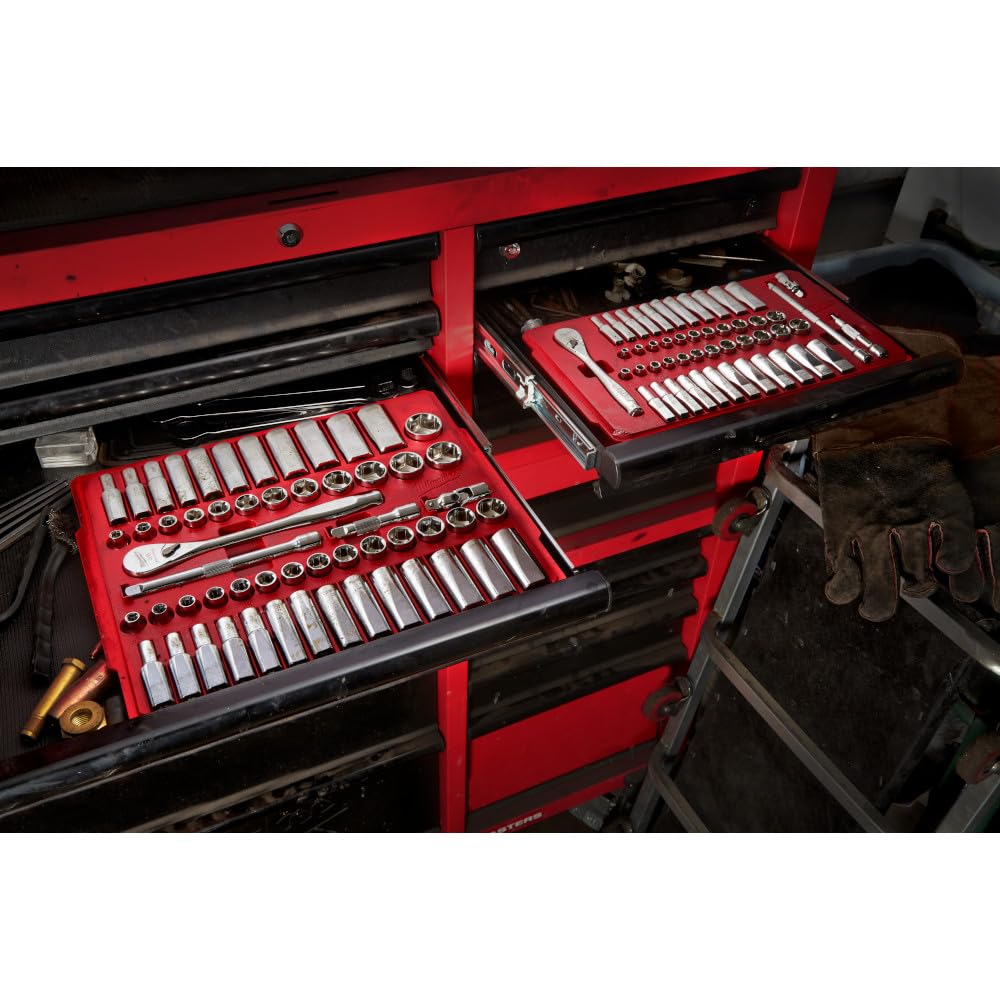 Milwaukee MLW48-22-9004 Metric sockets for metric hardware tasks.