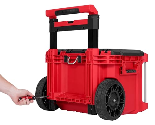 Milwaukee Packout IP65 weather seal shields contents from water and debris